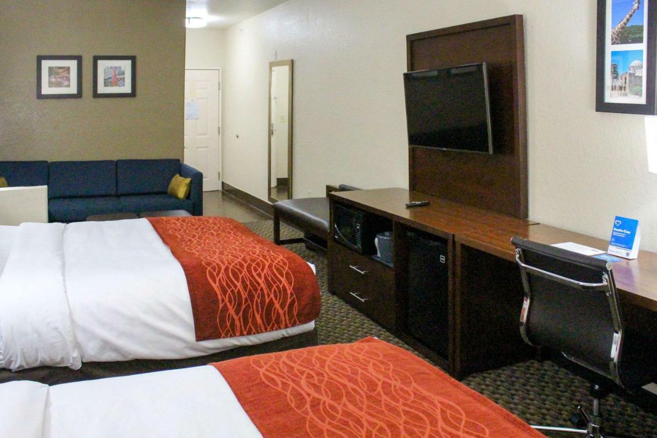 Comfort Inn & Suites Near Six Flags & Medical Center Σαν Αντόνιο Εξωτερικό φωτογραφία