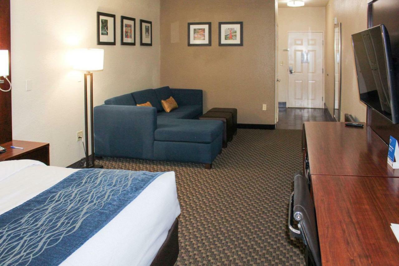 Comfort Inn & Suites Near Six Flags & Medical Center Σαν Αντόνιο Εξωτερικό φωτογραφία