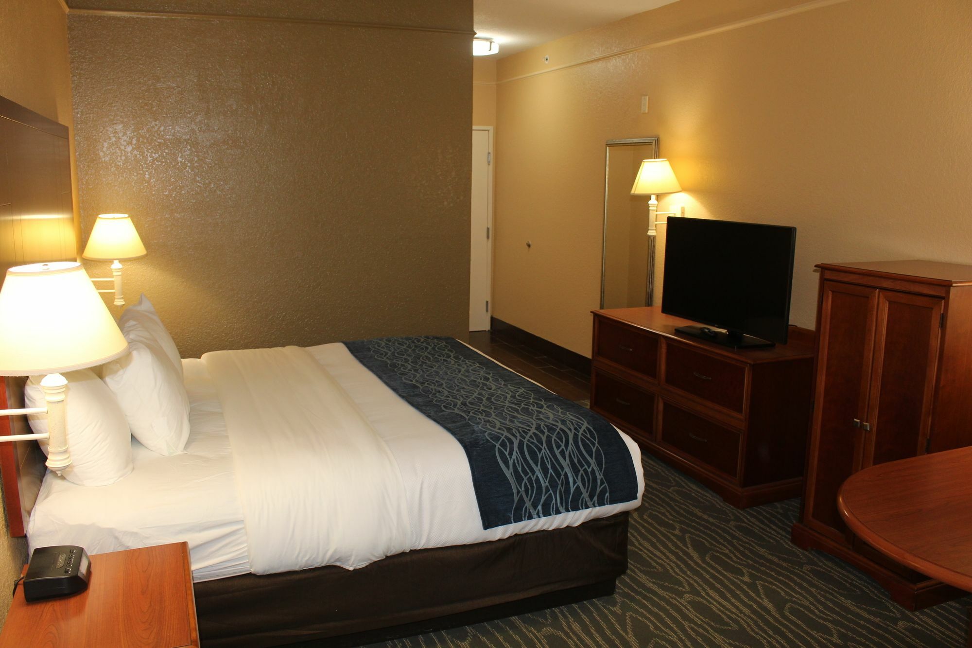 Comfort Inn & Suites Near Six Flags & Medical Center Σαν Αντόνιο Εξωτερικό φωτογραφία